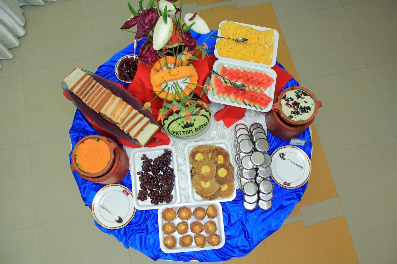Pattom Royal Hotel Thiruvananthapuram Kültér fotó